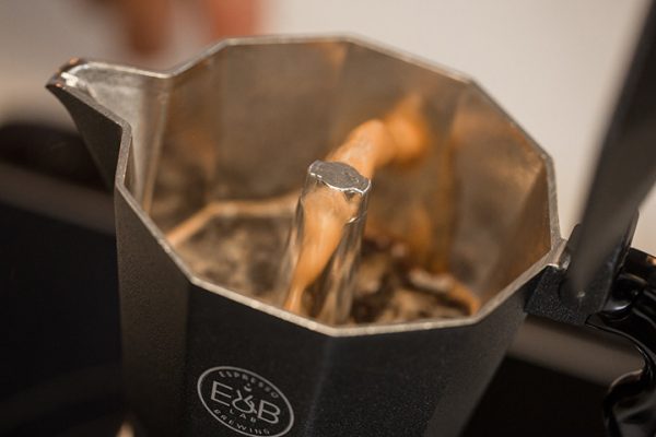 E&B Classic Moka Pot 6 cup